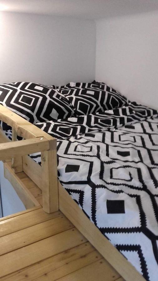 Apartamento Szczesliwe Gniazdko Cracovia Exterior foto